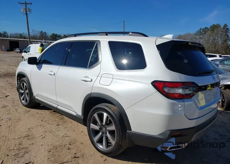 2023 Honda Pilot 2Wd Touring z USA, uszkodzony, nr VIN 5FNYG2H71PB003593